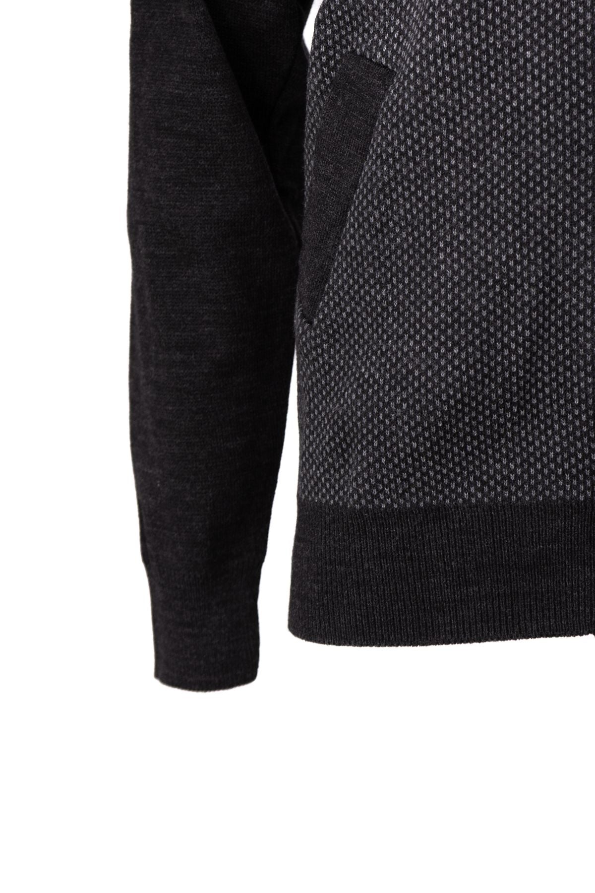 Erkek Kışlık Kalın Yünlü Çelik Örme Hırka Armalı Motifli Düğmeli Çift Cepli Rahat Hakim Yaka